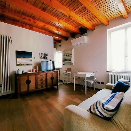 Apartamento Antica Corte, Bilocale Nel Centro Storico Di Como Exterior foto